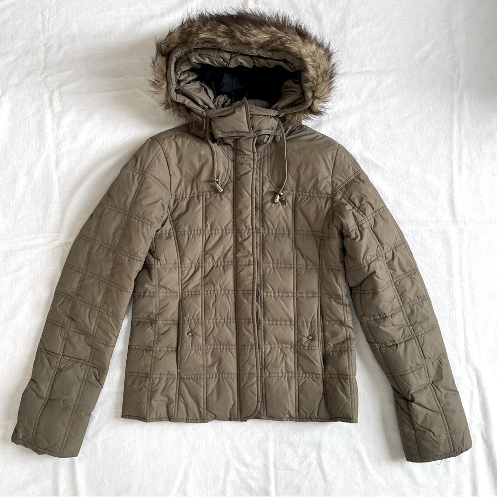 Abercrombie & Fitch Down Feather Puffer with removable Hood and fur Lining